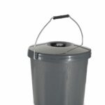 КОФА 24Л ПВЦ СО КАПАК И МЕТАЛНА РАЧКА