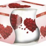 ПАРФИМИРАНИ СВЕЌИ ВО ЧАША